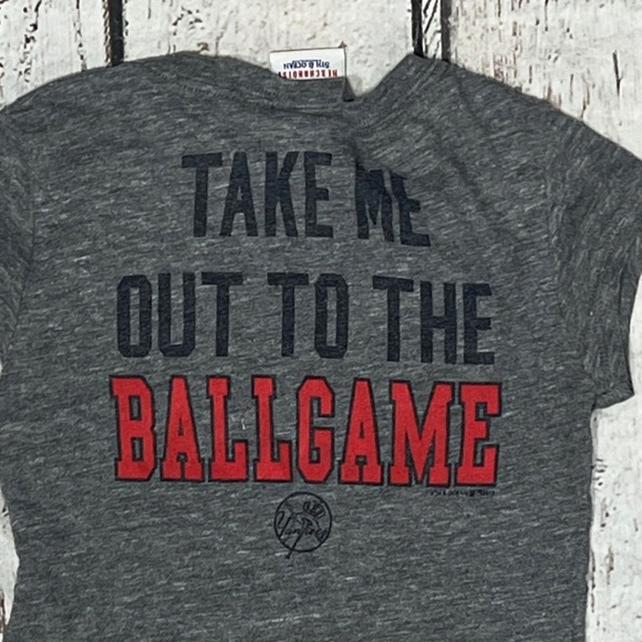 Women's New York Yankees MLB Baseball SOFT Tee Tshirt - Picture 4 of 6